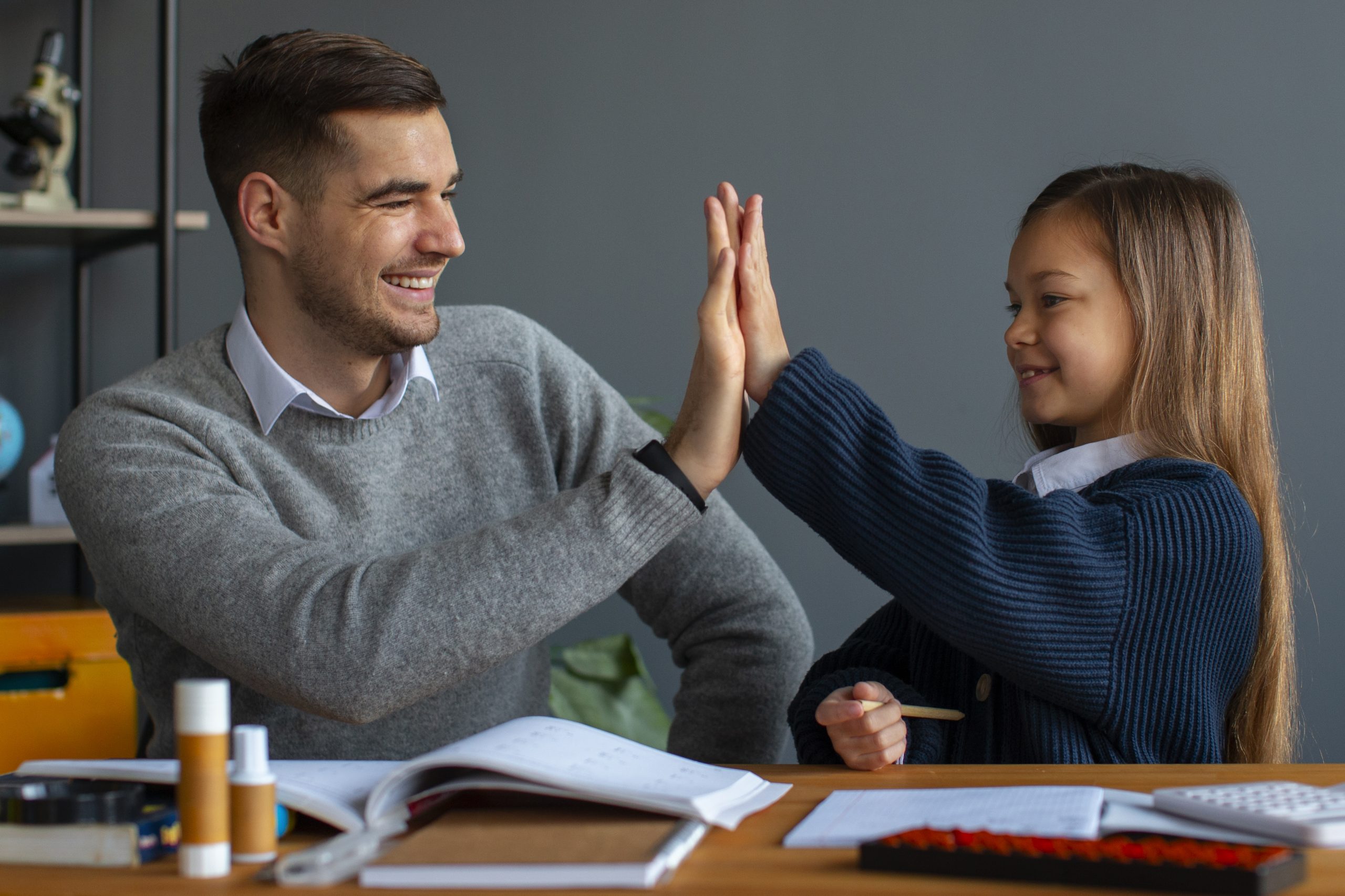 Are You Giving The Right Allowance - What Parents Spend Vs. Expert Tips